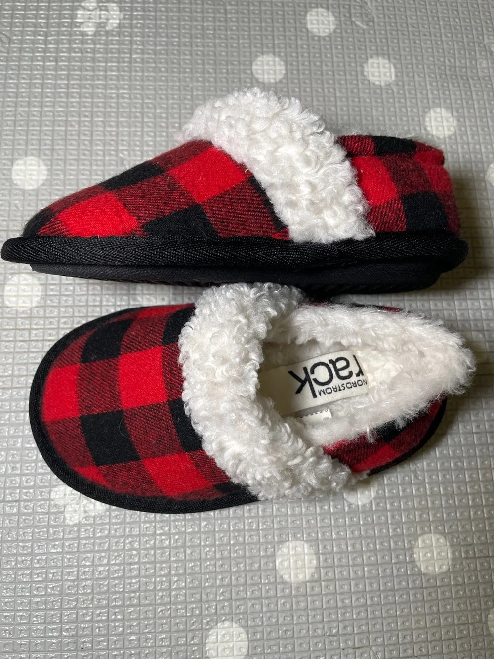 Nordstrom Rack Red and Black Buffalo Plaid Sherpa Slippers